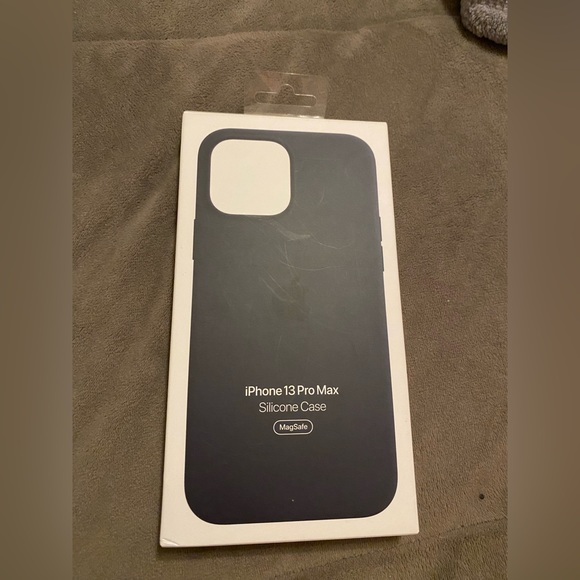 Iphone 13 pro max Black apple case - Picture 2 of 2